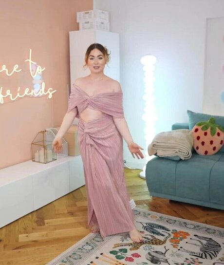 blowjob brunette onlyfans naked pictures