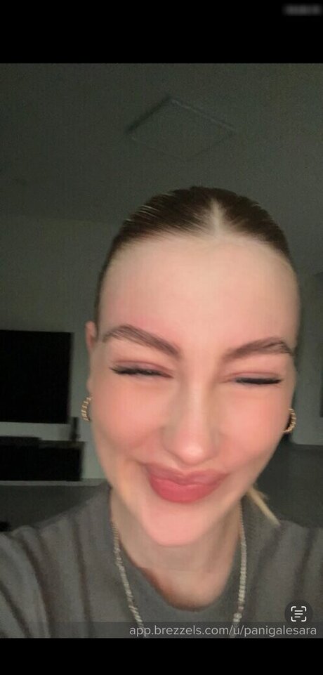 sara chrt panigalesara porn model archive