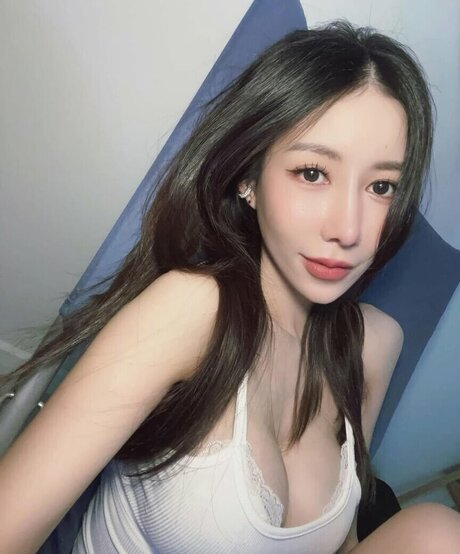 hairy ebony onlyfans adult img