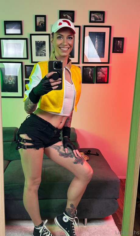 Lisa Luchs model erotic images