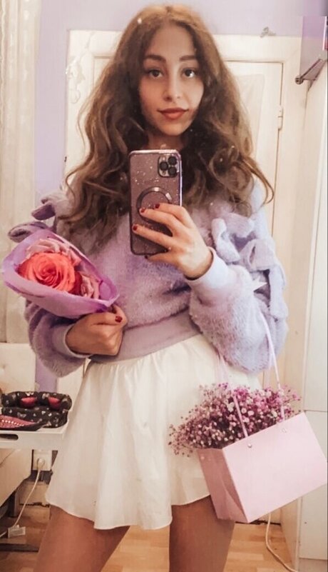 Amira Wirth star pretty galleries