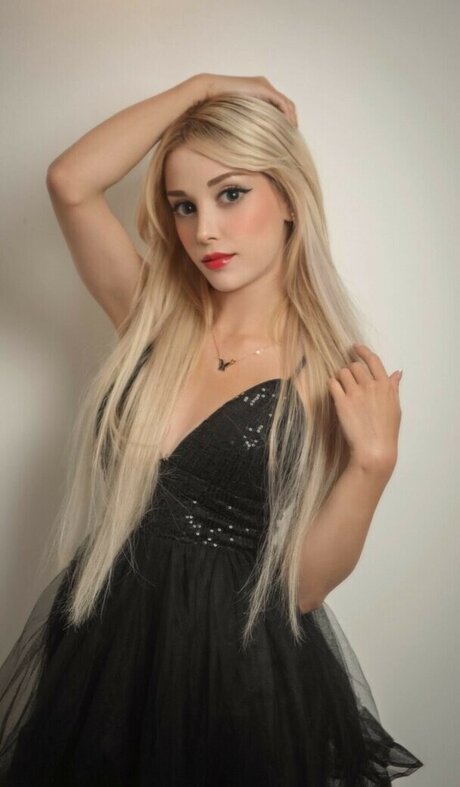 Marina Seren model beautiful pictures