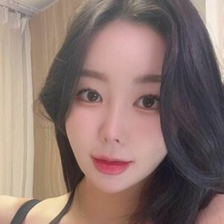 mg10045 exclusive model pics