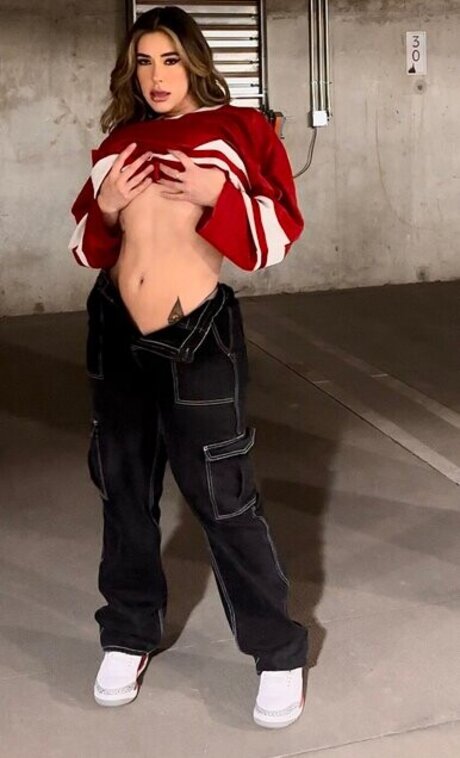 Nikoleashleyy pornstar high quality images