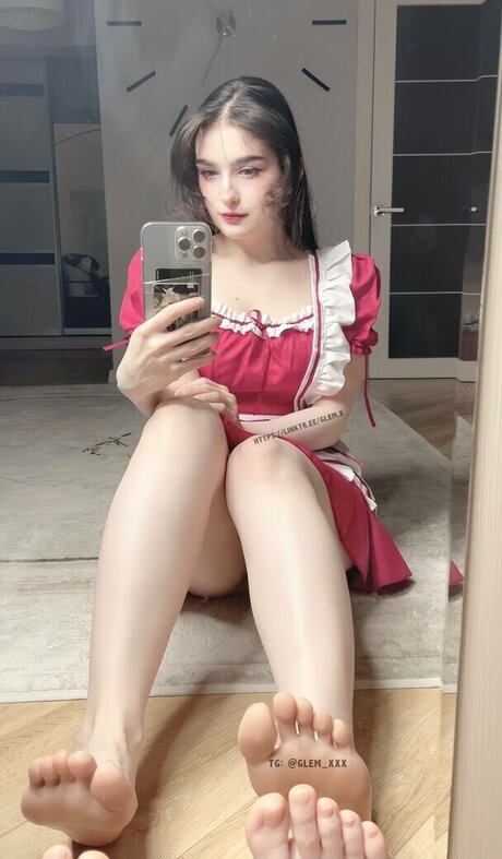 female popular onlyfans beautiful naked pic