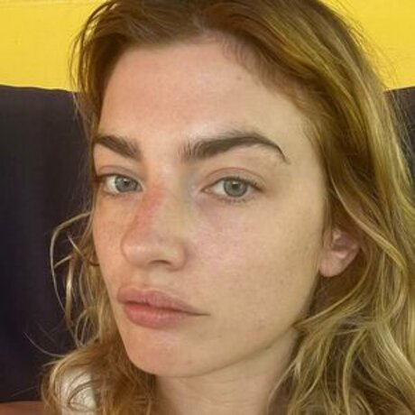 Sydney Lima exclusive star images