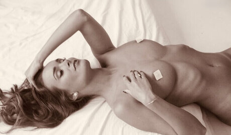 Laurence Veronique model naked picture