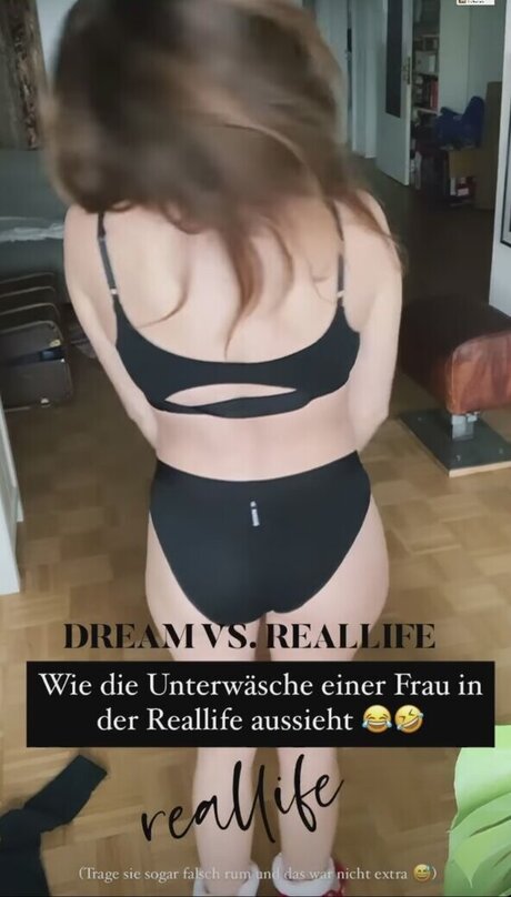 big tits mom onlyfans pretty pic