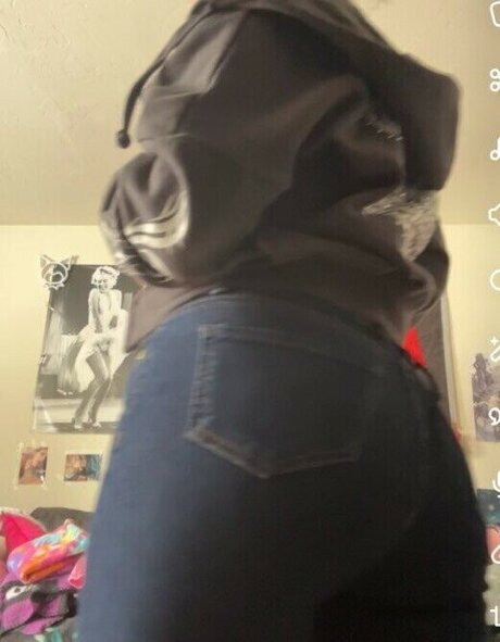 dishonestgirl perfect model photos