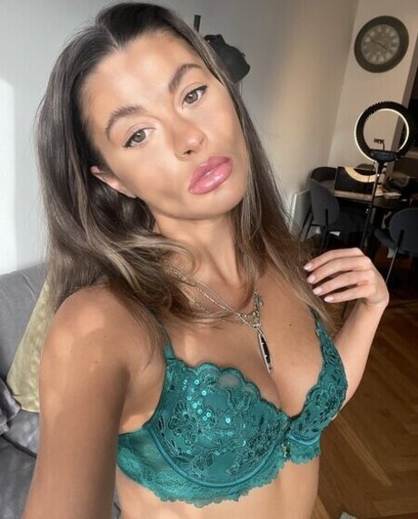 Badbunnyplays hot pornstar archive