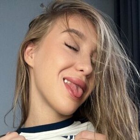 Adriana Lexy model art image