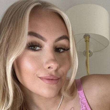 Lina Edel star free galleries