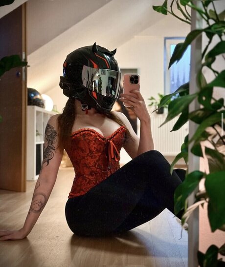 kimi__te model pornographic pic