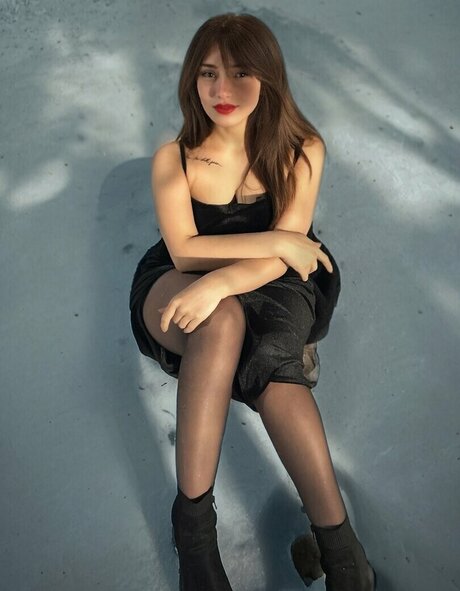 Trithequeen star nudes img