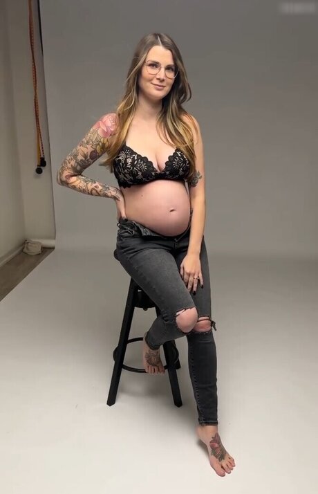 fat girls onlyfans hot naked picture