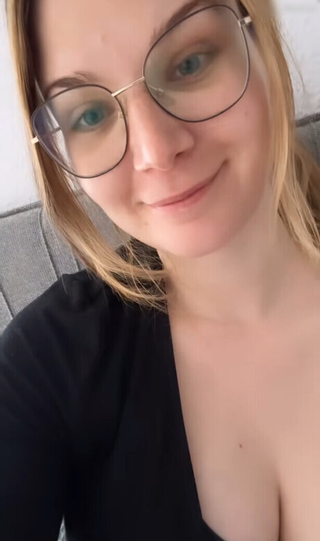 Jovlekaline nudes actress pics