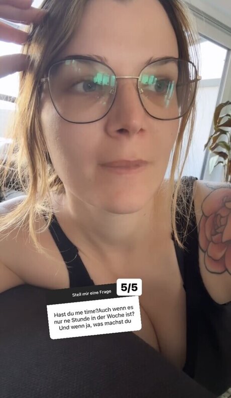 Jovlekaline model high quality pics