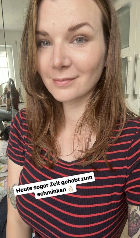 Jovlekaline pornstar adult pic