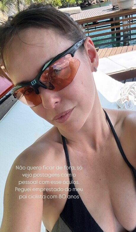 Fernanda Nobre star art picture