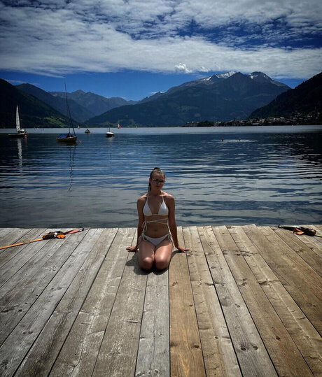 Nathalie Vollmann sexy actress pictures