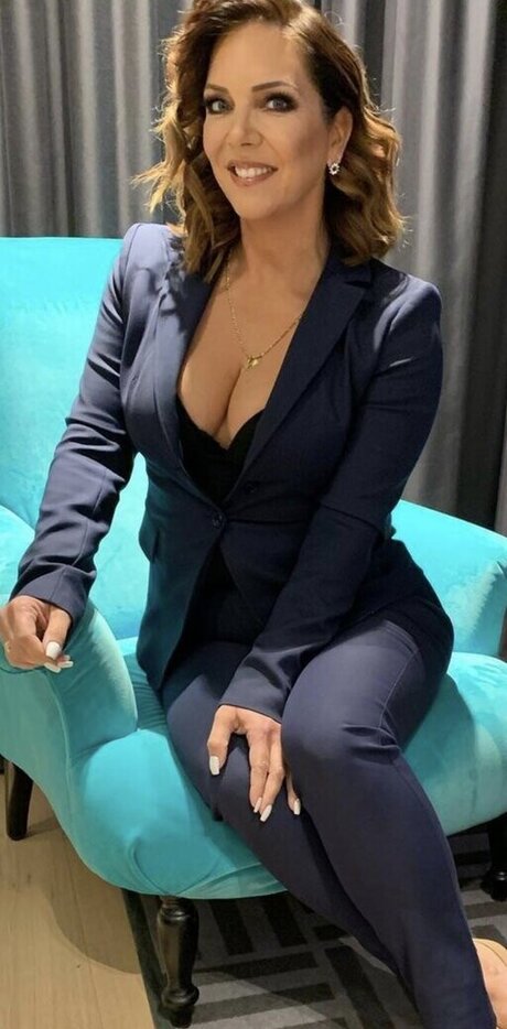 squat onlyfans sexy xxx image