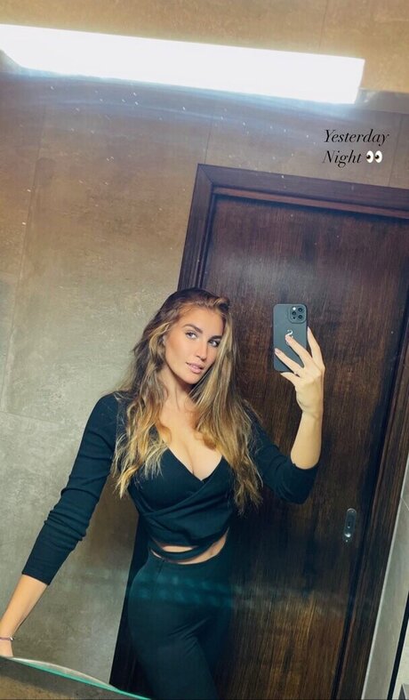 Susanna Giovanardi model beautiful picture