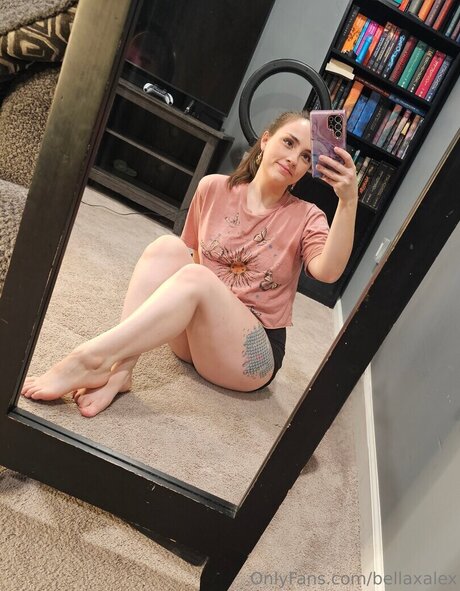 Bellaxalex nudes actress photo