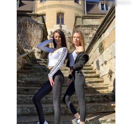 Mausistern adult actress pic