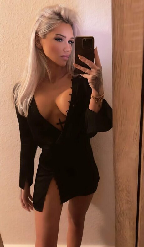 Emma Sandell sandellemma free pornstar photo