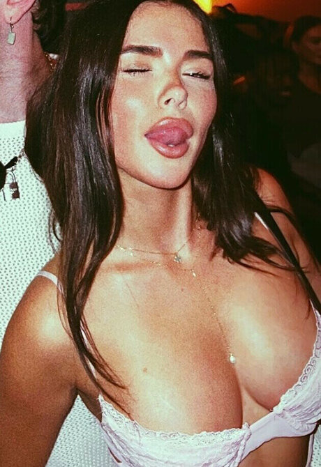 Clarissa Bea nude actress pic