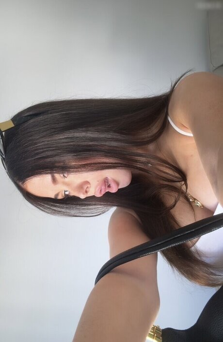 Clarissa Bea hot pornstar images