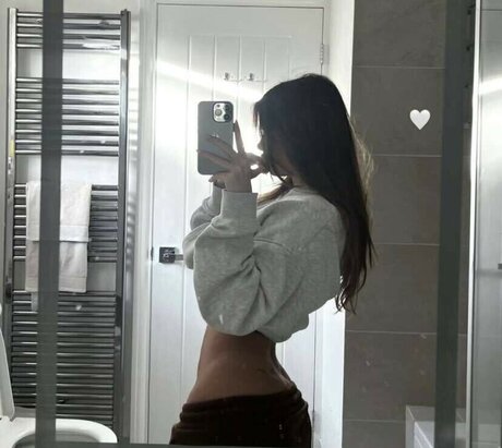 Clarissa Bea nudes star gallery