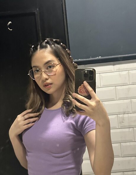 Swansage actress images