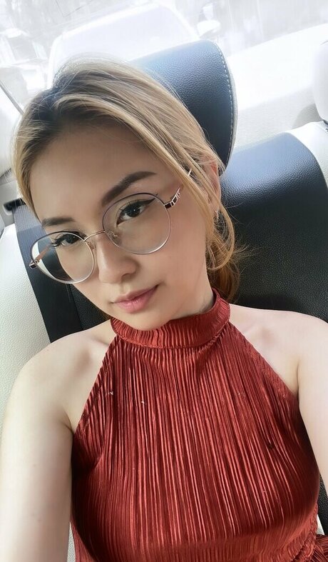 shemale fucks girl onlyfans pretty gallery