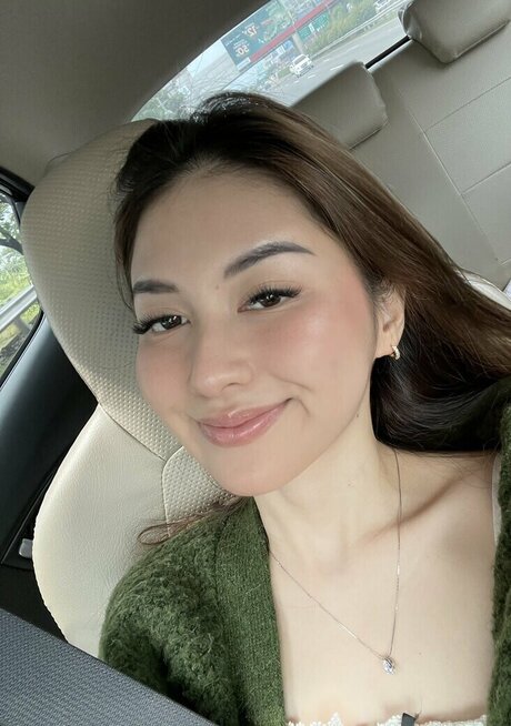 Swansage sex model photo