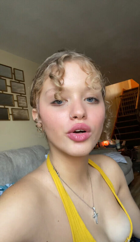 Gina Lynn free star images