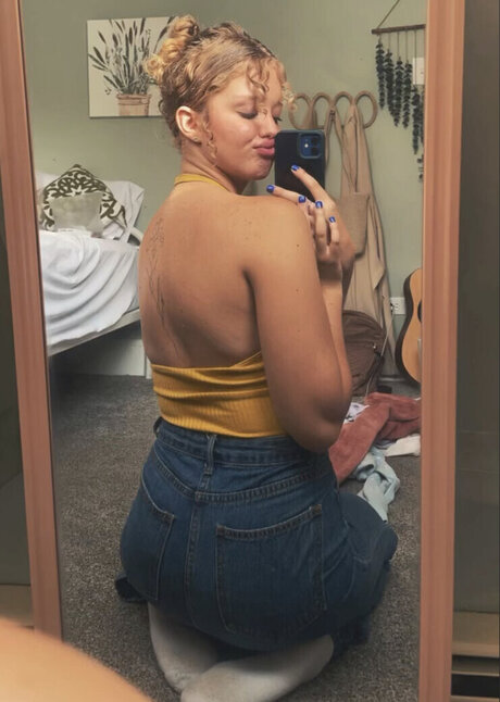 pov milf onlyfans sexy xxx photo