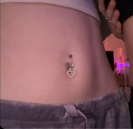 Gina Lynn model naked photo