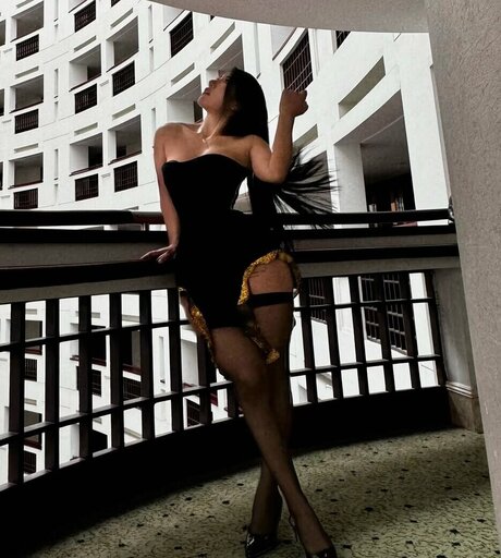 hypothxxcajal sexy pornstar pics