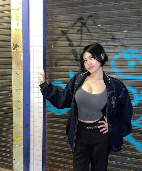 ejahazel art model pics