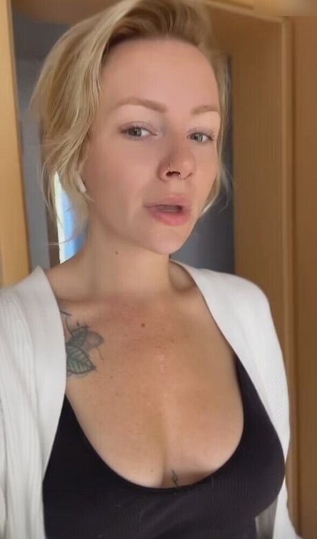 thick ass onlyfans hot nude picture