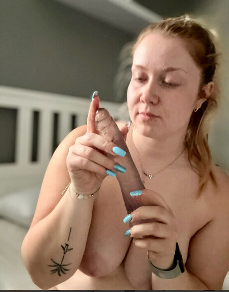 Lottiies Life porn actress archive