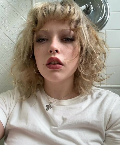 hairy pregnant onlyfans naked archive