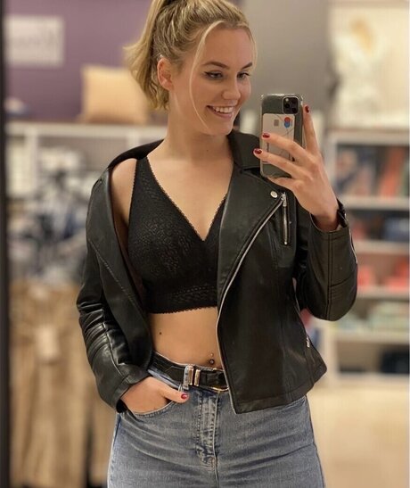 latina feet onlyfans hd img