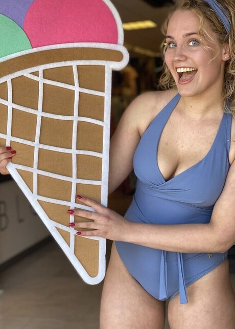 Roosjexb free actress images