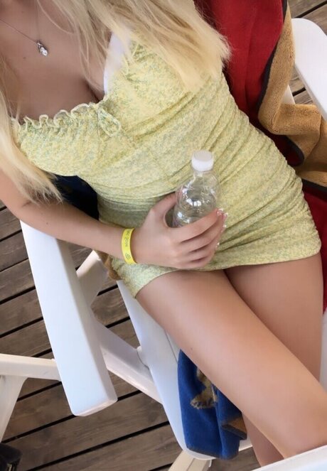 Jellina nudes model photo