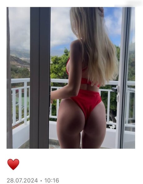 Jellina model top pics