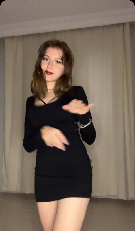 Lilycooperuwu top model gallery