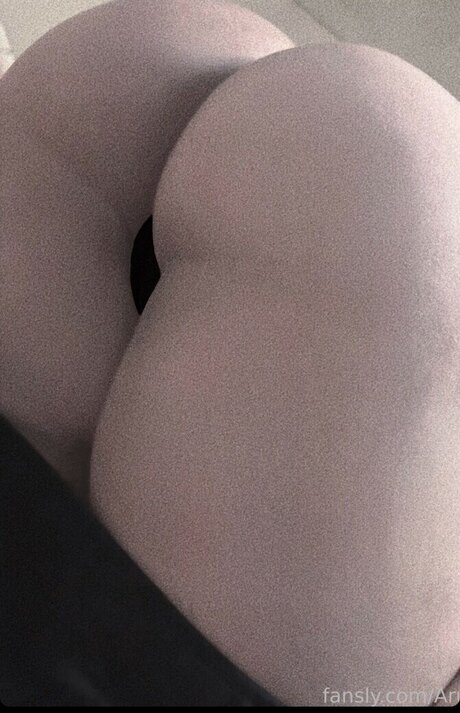 Aruna Reaver perfect model picture