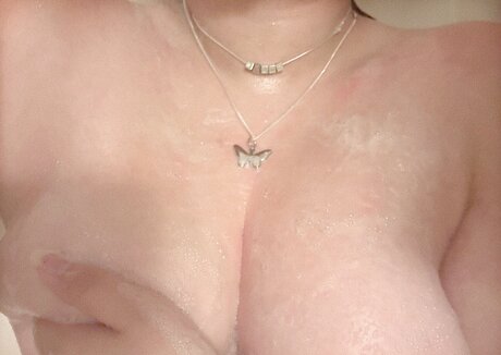 Aruna Reaver nice star pics